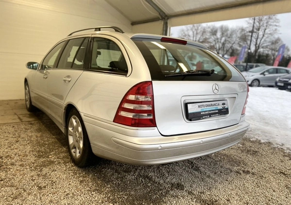 Mercedes-Benz Klasa C cena 17900 przebieg: 170000, rok produkcji 2006 z Niemodlin małe 379